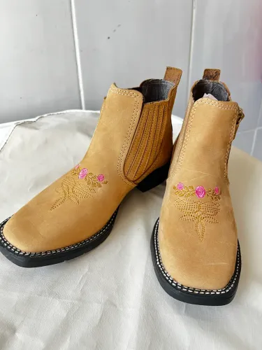 Bota feminina 