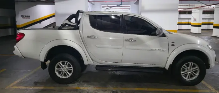Mitsubishi L200 Triton HPE 3.2 CD TB Int.diesel AUT 2014