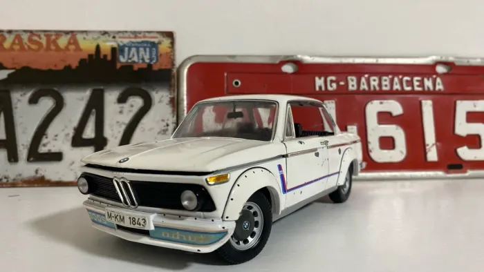Miniatura BMW 1/18