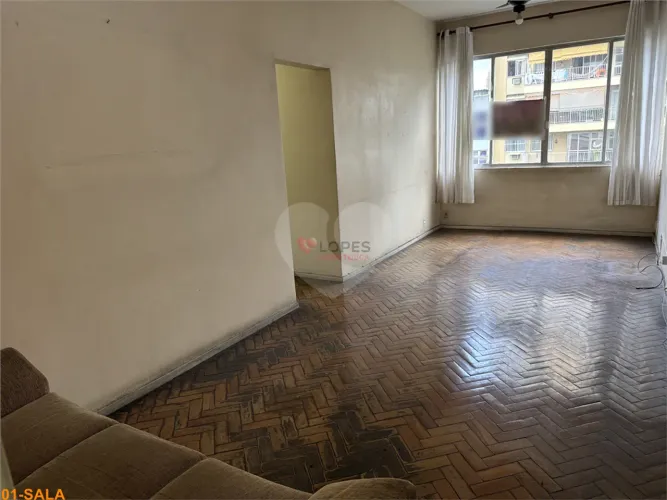 Apartamento à venda com 3 quartos, sendo 1 suíte, no condomínio Goya, Rio de Janeiro - RJ
