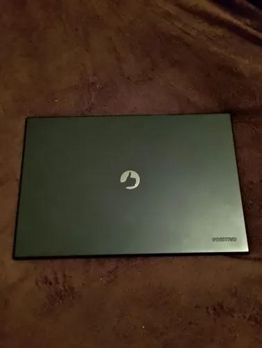 Notebook Positivo Motion Q232B 14" - Liga Normalmente - Tela Quebrada - Com Carregador