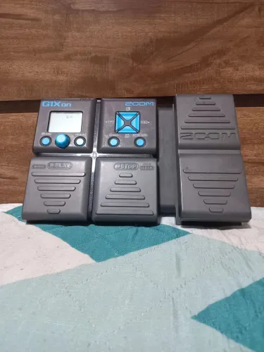 Pedaleira zoom g1xon