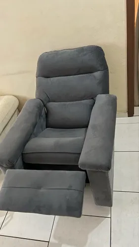 Poltrona reclinável