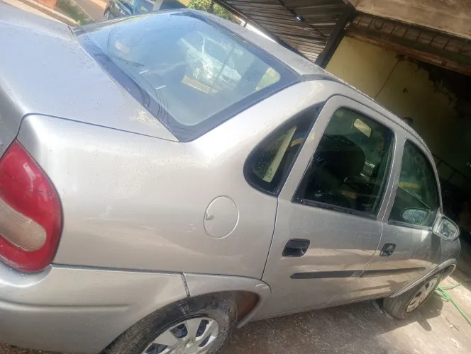 Chevrolet Corsa SED Class.life 1.0/1.0 Flexpower (álcool) 2005