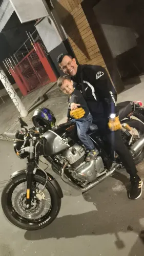 Vendo ou troco por moto de meu interesse Royal Enfild Continental GT 650
