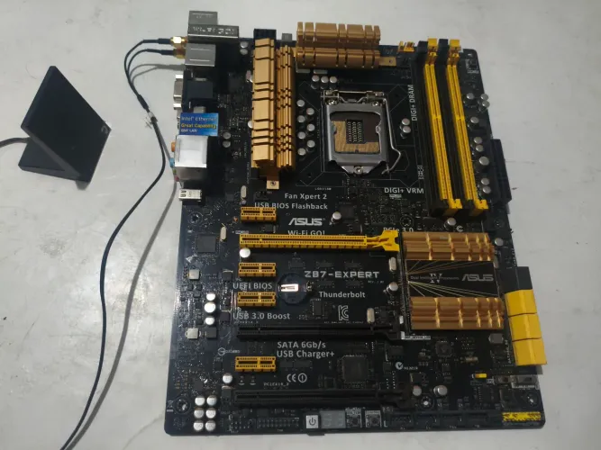 Placa mãe Asus z87 expert lga 1150