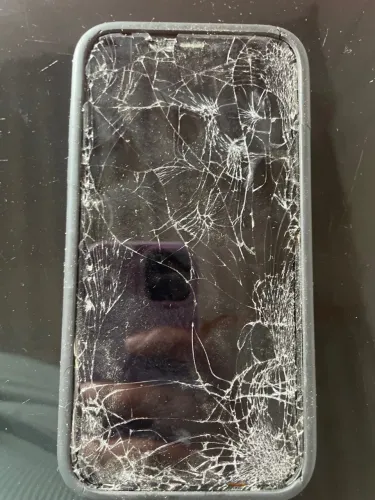 iPhone 11- para retirar peças ou arrumar