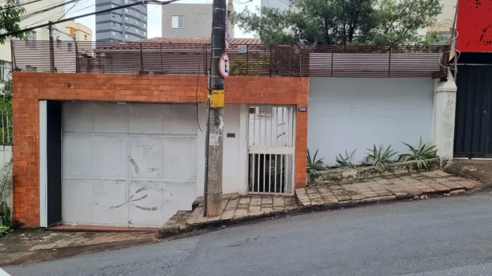 CASA COMERCIAL BAIRRO SANTO ANTONIO