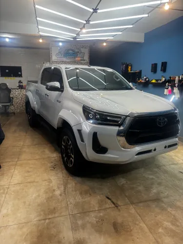 Toyota Hilux CD SRX Plus 4X4 2.8 TDI Die. Aut. 2026