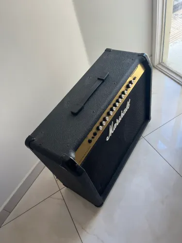 Amplificador de Guitarra Marshall