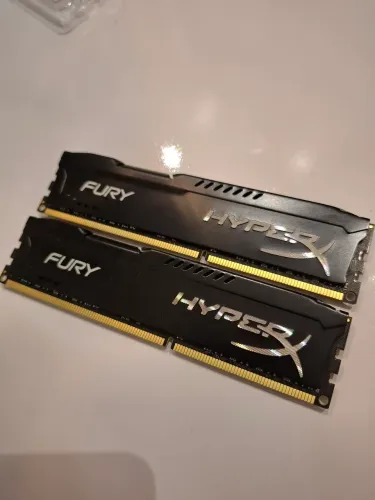 Memória RAM DDR3 Kingston Fury HyperX 16GB (2x 8gb)