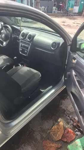 Volkswagen Saveiro 1.6 MI/ 1.6 MI Total Flex 8V (álcool) 2013