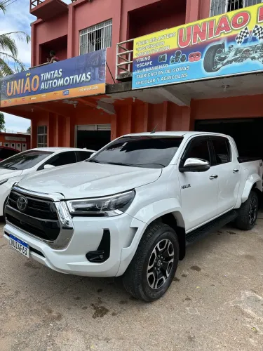 Toyota Hilux CD SRX Plus 4X4 2.8 TDI Die. Aut. 2025