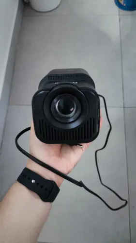 PROJETOR MINI HY320 - PRA LEVAR LOGO!