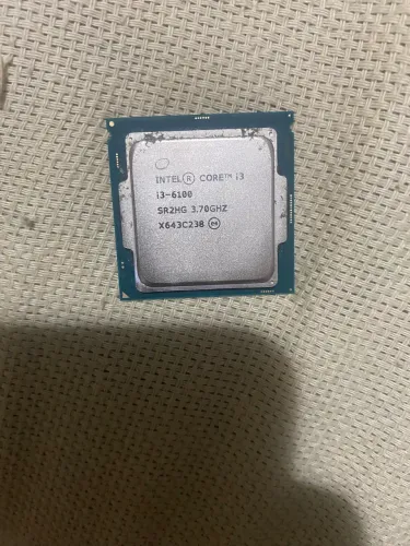 2 processadores i3 8 geração 