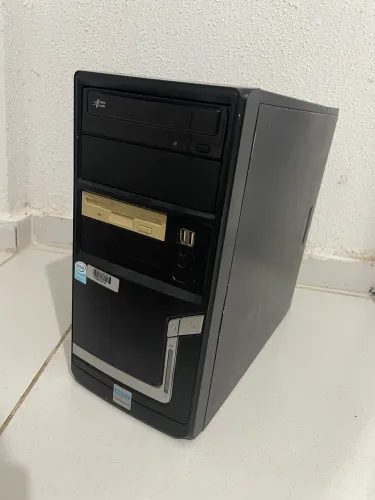 CPU Core I3 em ótimo estado 