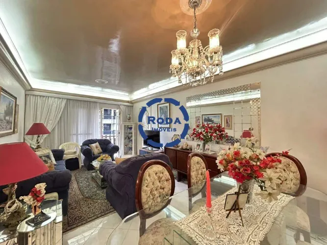 Apartamento com 2 Quartos e 3 banheiros à Venda, 130 m² por R$ 750.000