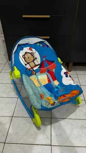 Cadeira de balanço bebê