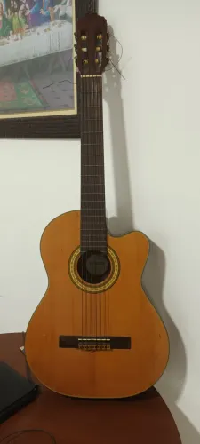 Violão Arena ótima qualidade, excelente estado! 