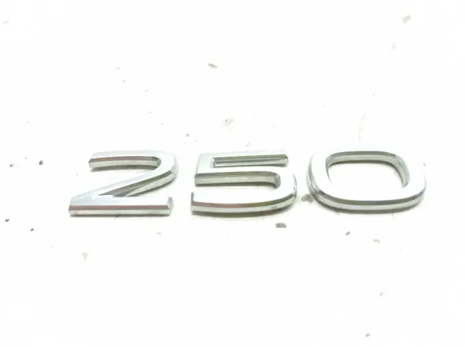 Emblema Tampa Traseira Vw Taos Tsi 1.4 2021 2022