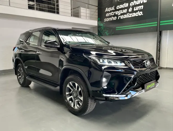 Toyota Hilux SW4 Diamond 2.8 TB 4X4 Die. Aut. 2026