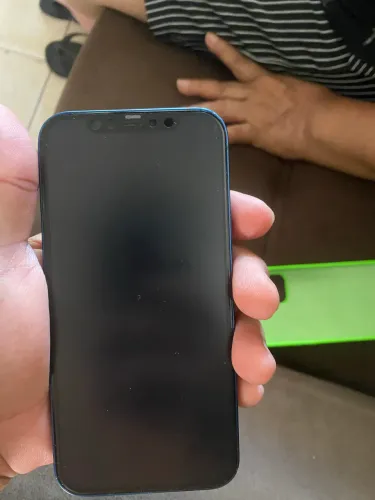 Troco iPhone 12/64 GB por Android de meu interesse