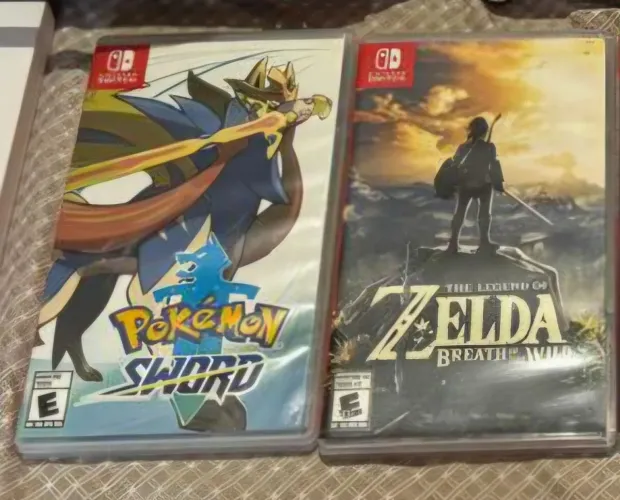 Jogos Switch - Zelda BotW + Pokémon Sword