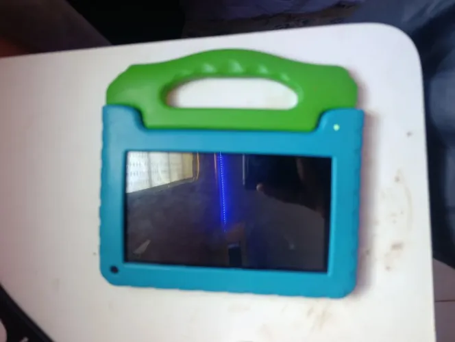 Tablet para criança funcionando perfeitamente