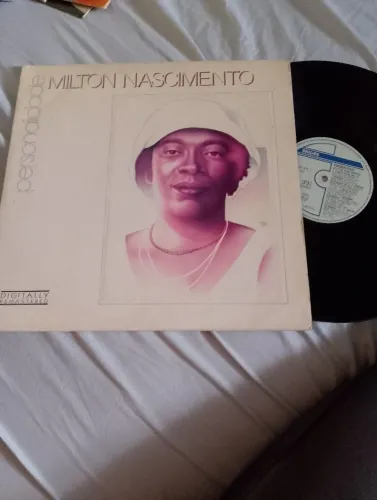 Vinil Milton Nascimento personalidade