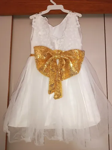 VESTIDO INFANTIL BRANCO COM DOURADO - VESTE ATÉ 3 ANOS