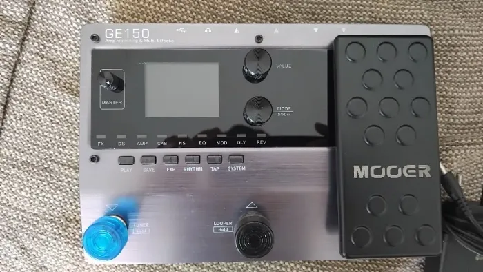 Pedaleira Mooer GE150