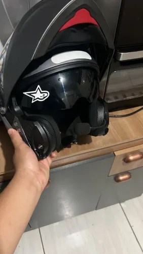 Capacete helt articulado