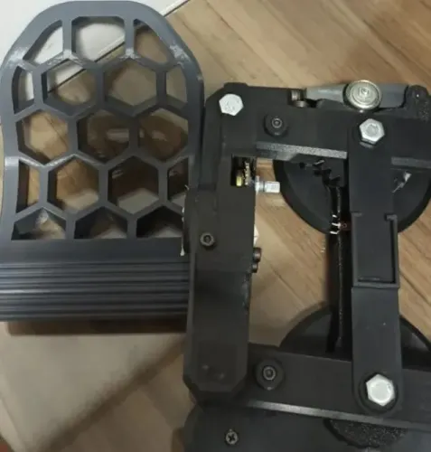 KIT pedal 3d - freio e leme e controle Logitech - throttle e pedais