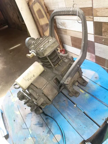 Motor compressor