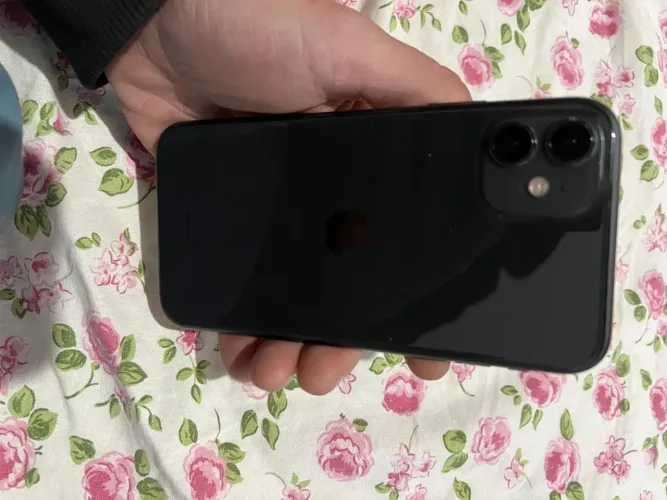 iPhone 11
