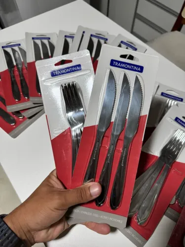 Kit 3 garfos e 3 facas Tramontina inox