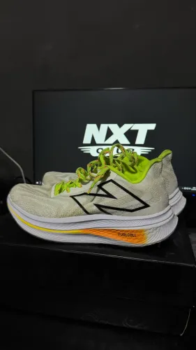 New balance supercomp trainer v2