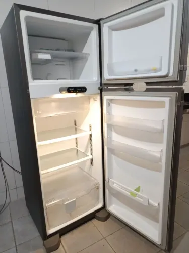 Geladeira Consul Frost Free