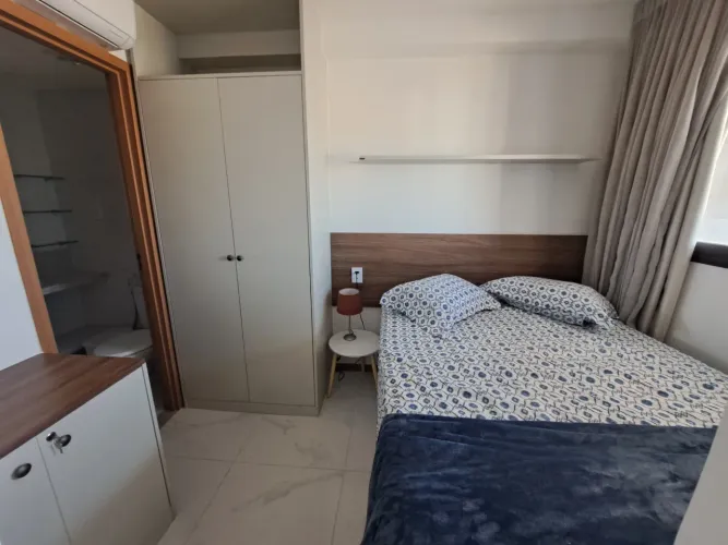 Locação de Quarto e Sala Mobiliado no Smart Convenções - Prox. ao Centro de Convenções - A