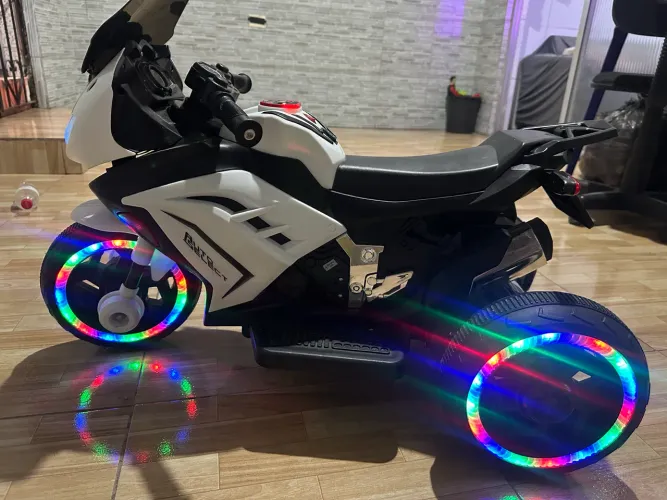 Vendo moto elétrica - infantil 