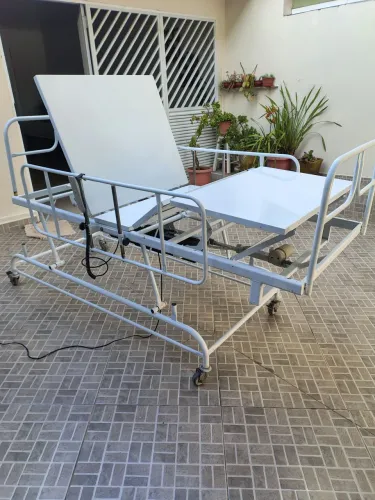 Cama hospitalar elétrica c/elevação total entrego