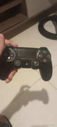 Vendo controle de ps4 (NÃO LIGA)