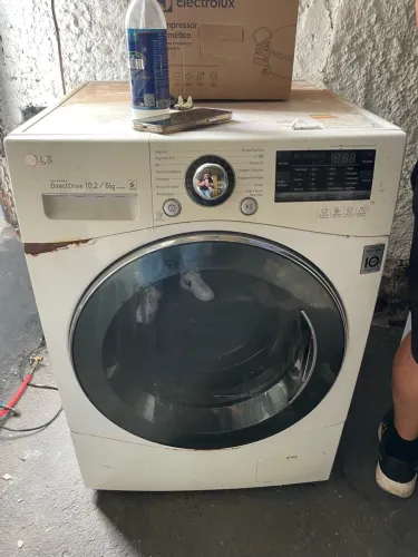 Máquina lava e seca LG