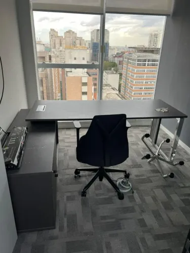 Mesa Executiva Pé Painel - Marca: Gabbinetto