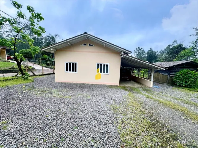 Casa à venda no bairro Barra São João - Benedito Novo/SC