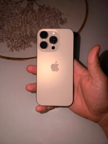 iphone 16 pro 