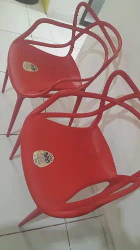 2 CADEIRAS ALEGRA VERMELHA, ZERO!