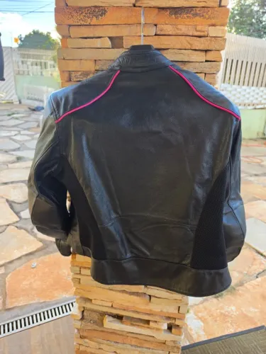 jaqueta feminina motociclista