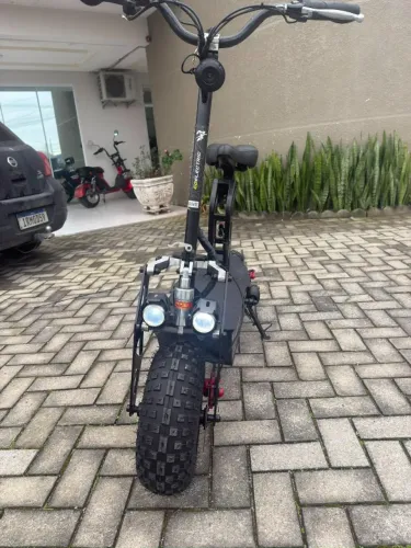 Vendo scooter eletrica