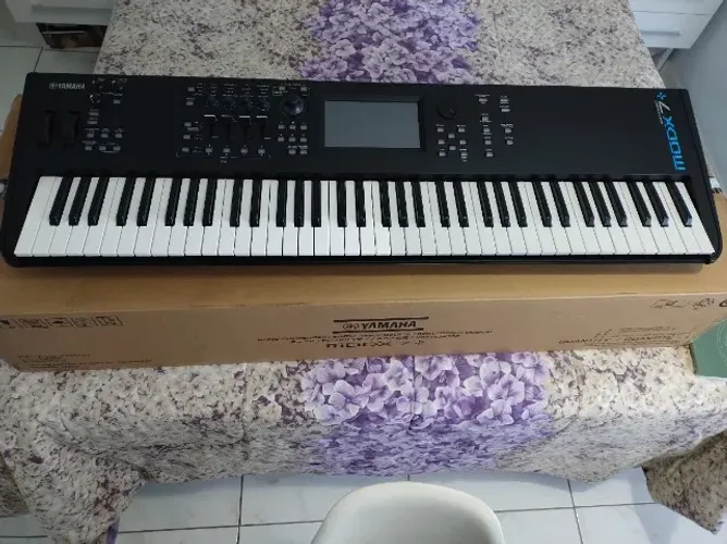 Teclado Yamaha Modx7+Plus Novíssimo Único dono na Garantia - Oportunidade.